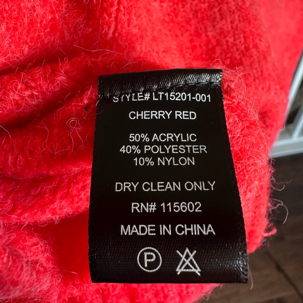 All In Favor Nordstrom Crewneck Sweater Embroidered Pom Chevron Cherry Red Large - Picture 5 of 8